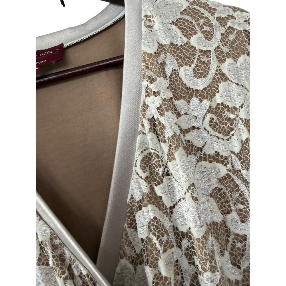 Lace Maternity shoot Baby Shower Special Event dress with Nude Lining Romanticl - Picture 4 of 11